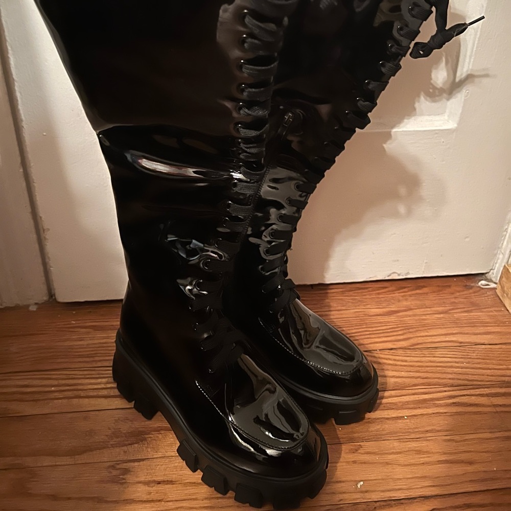 Akira Black Patent Thigh High Lace Up Boots 7.5